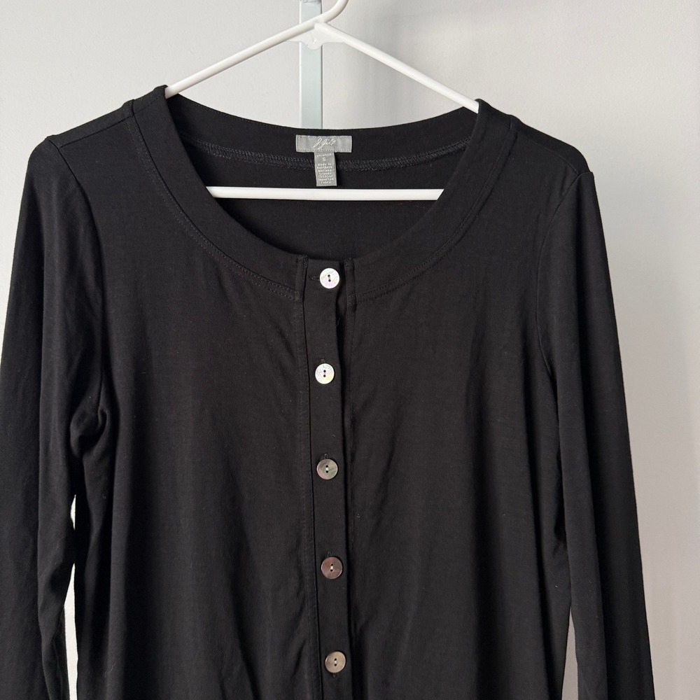 J. Jill S Black Cardigan Top Long Sleeve Button Preppy Classic Minimalist - Picture 2 of 6